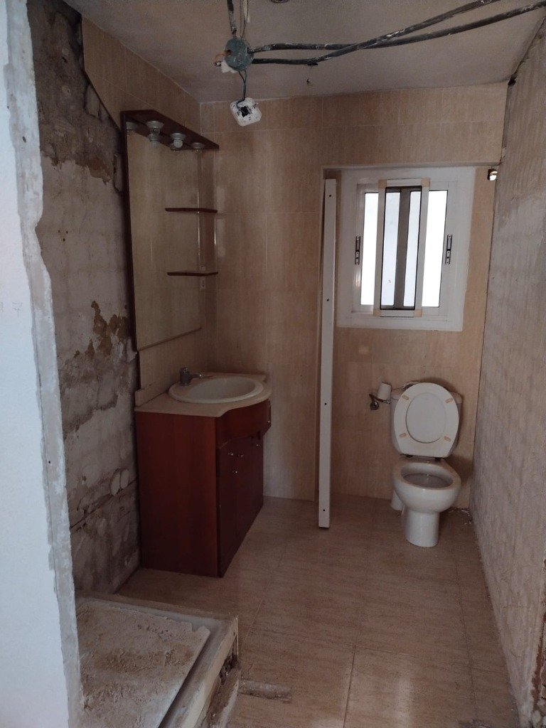 Baño moderno en Tarragona - Antes