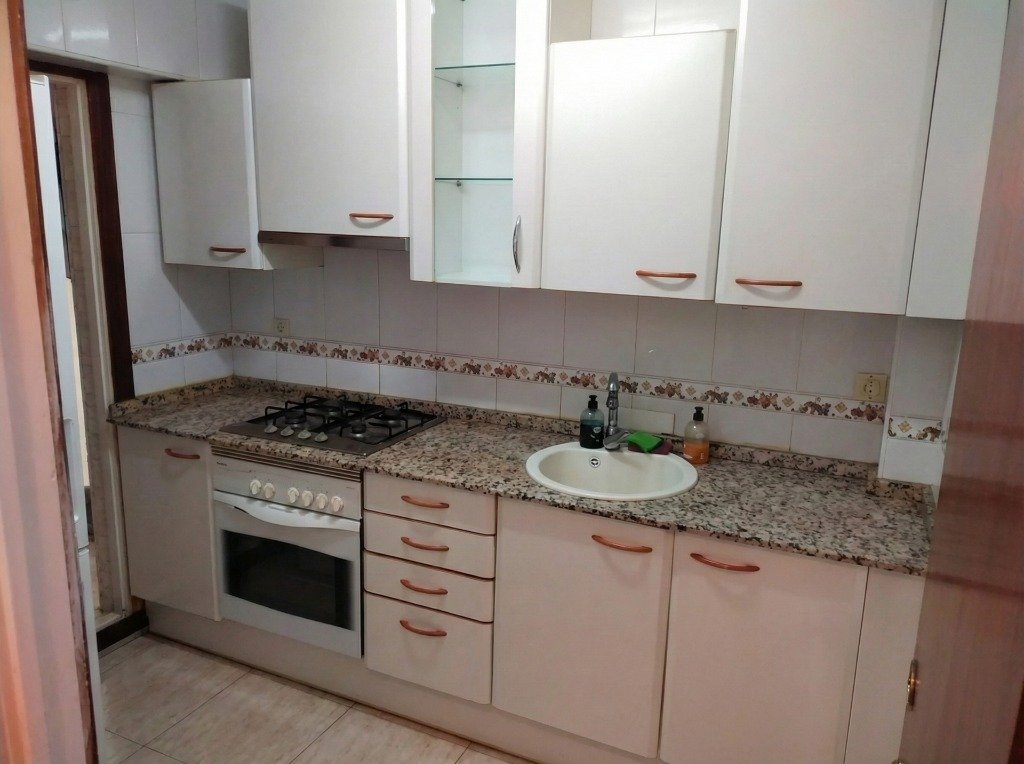 Cocina Moderna en Tarragona Centro - Antes
